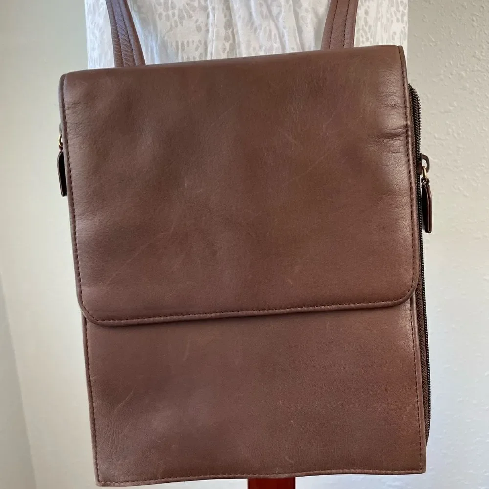 Leather Shoulder Purse EUC